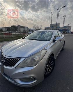 هيونداي أزيرا